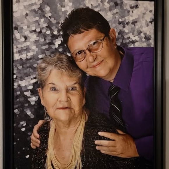 Meet your Posher, Sheila - Picture 1 of 1